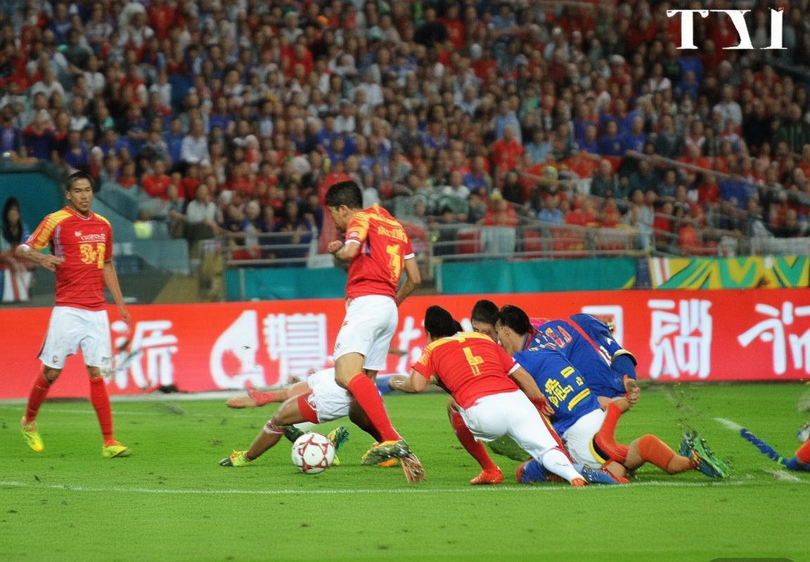 2016赛季恒大华夏巅峰对决：经典战役回顾与影响分析